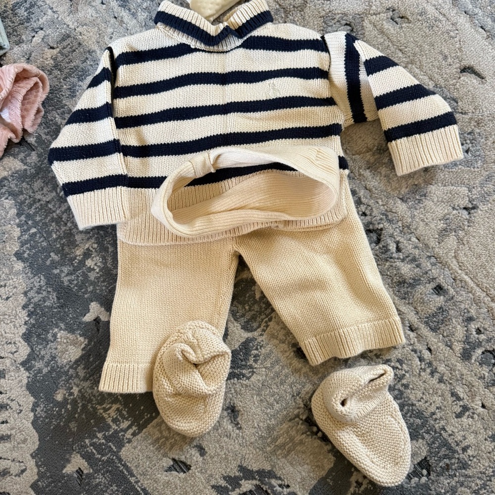 Janie&Jack/Gap/Brand Cute 3mo-9mo Girls Sets – 6 sets + accessories - Picture 3 of 8